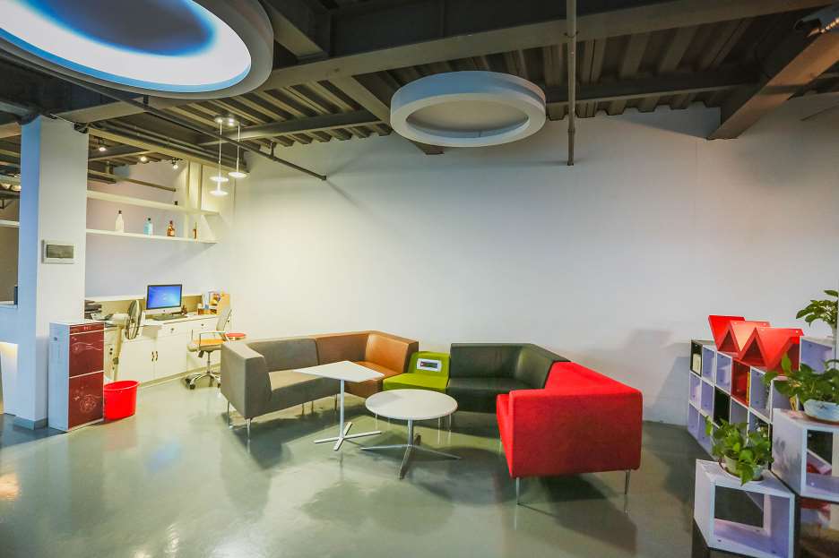 1-22051114254N95.jpg 1-22051114254N95.jpg