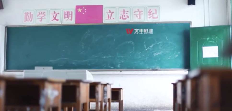 1-22051521323CS.jpg 1-22051521323CS.jpg